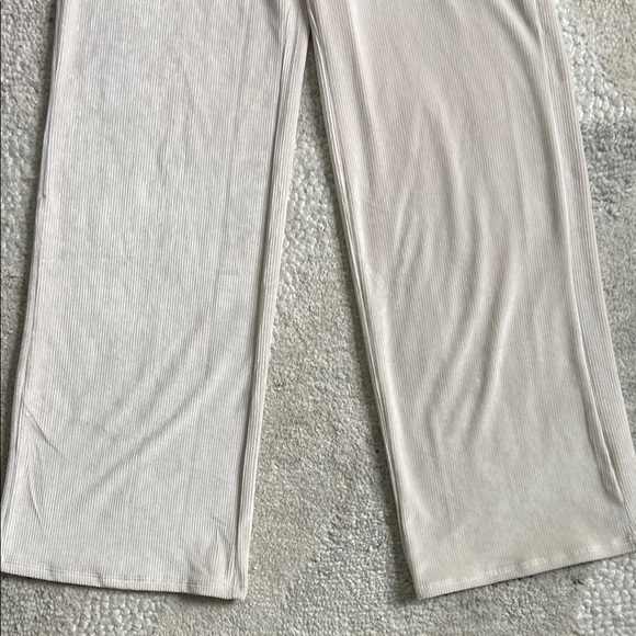 Vuori Haven Wide Leg Ribbed Pants Cream Ivory - Picture 7 of 14